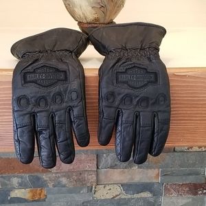 Fully lined Womens Harley Riding glove, like new